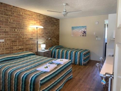 Golden Beach Motor Inn, Калаундра Екстер'єр фото